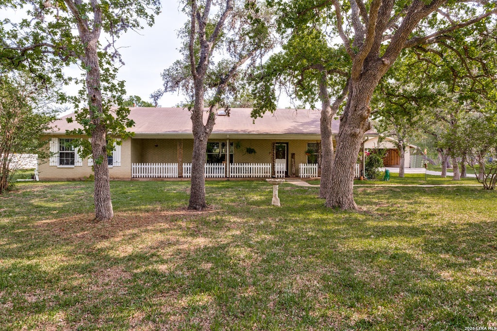 Photo of 8910 FOREST TRL, San Antonio, TX 78255 (MLS # 1959961)
