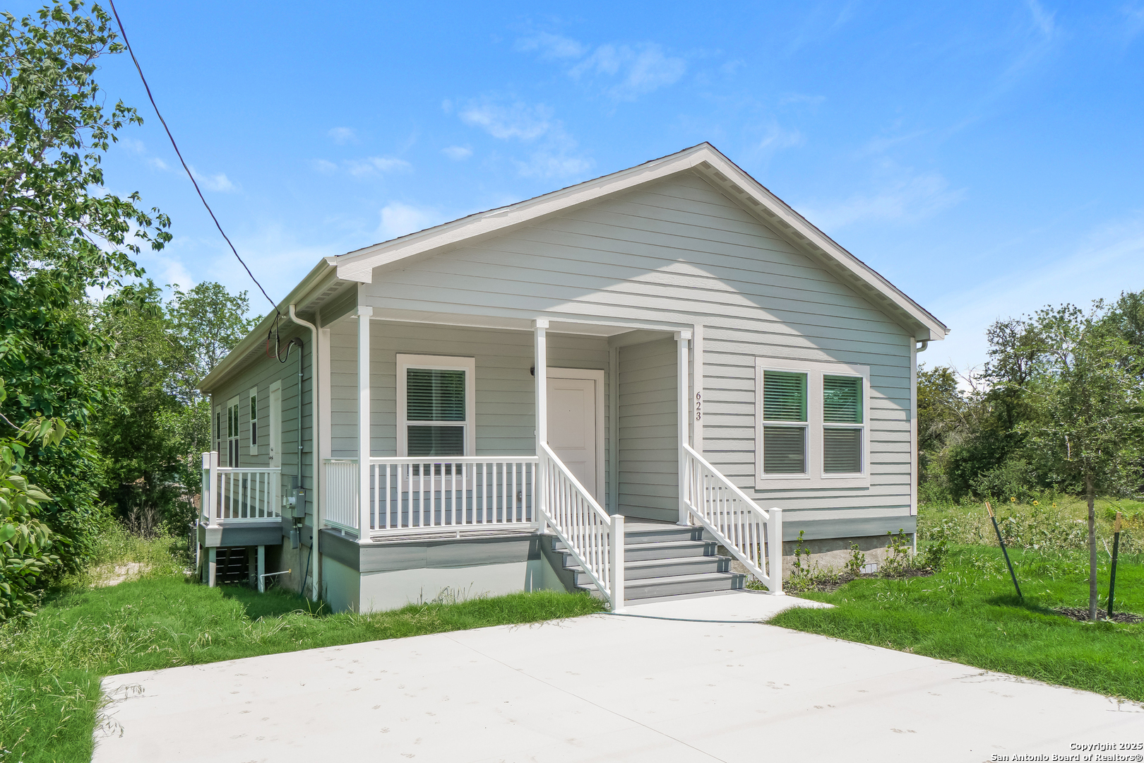 623 Belmont