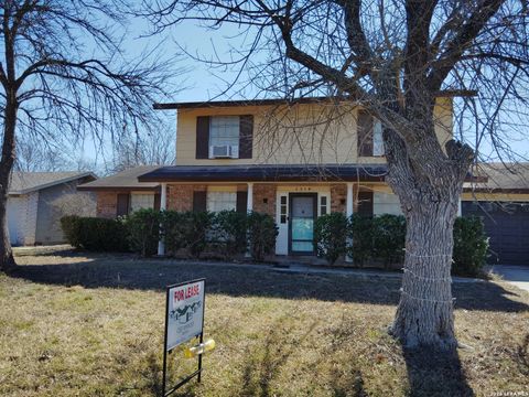 Photo of 6314 Robin Frst, San Antonio, TX 78239 (MLS # 1940260)