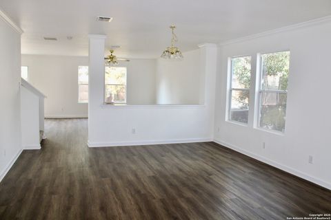 26619 redstone San Antonio TX 78261