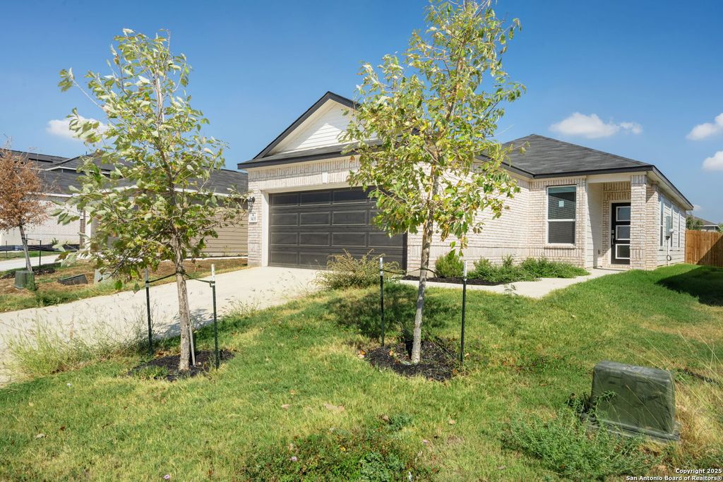 Photo of 3435 old almonte, San Antonio, TX 78224 (MLS # 1915251)
