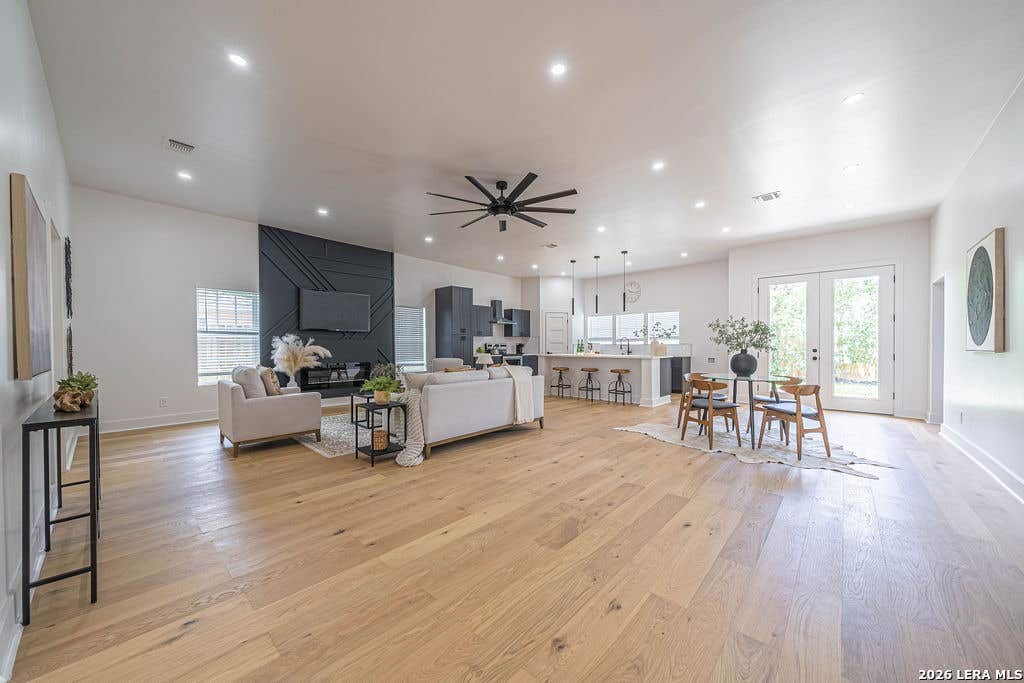 Photo of 539 BRIGHTWOOD PL, San Antonio, TX 78209 (MLS # 1744374)