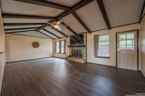 Tiny photo for 1002 River Oak MAIN #MAIN, Seguin, TX 78155 (MLS # 1888071)