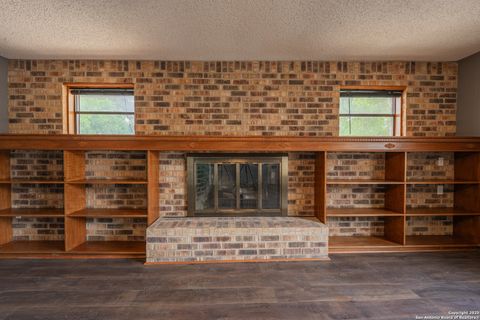 Tiny photo for 1002 River Oak MAIN #MAIN, Seguin, TX 78155 (MLS # 1888071)