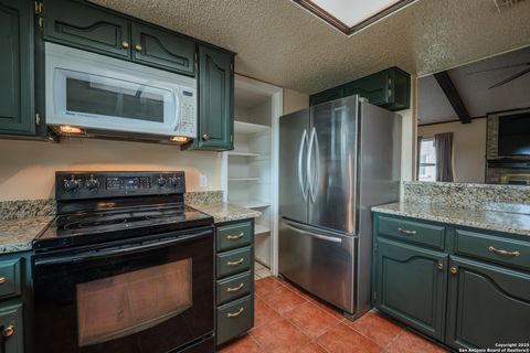Tiny photo for 1002 River Oak MAIN #MAIN, Seguin, TX 78155 (MLS # 1888071)