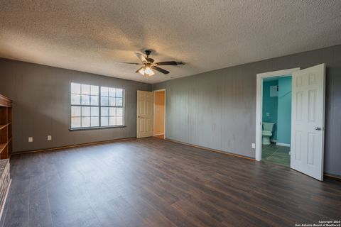 Tiny photo for 1002 River Oak MAIN #MAIN, Seguin, TX 78155 (MLS # 1888071)