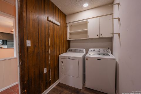 Tiny photo for 1002 River Oak MAIN #MAIN, Seguin, TX 78155 (MLS # 1888071)