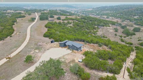 A home in Kendalia