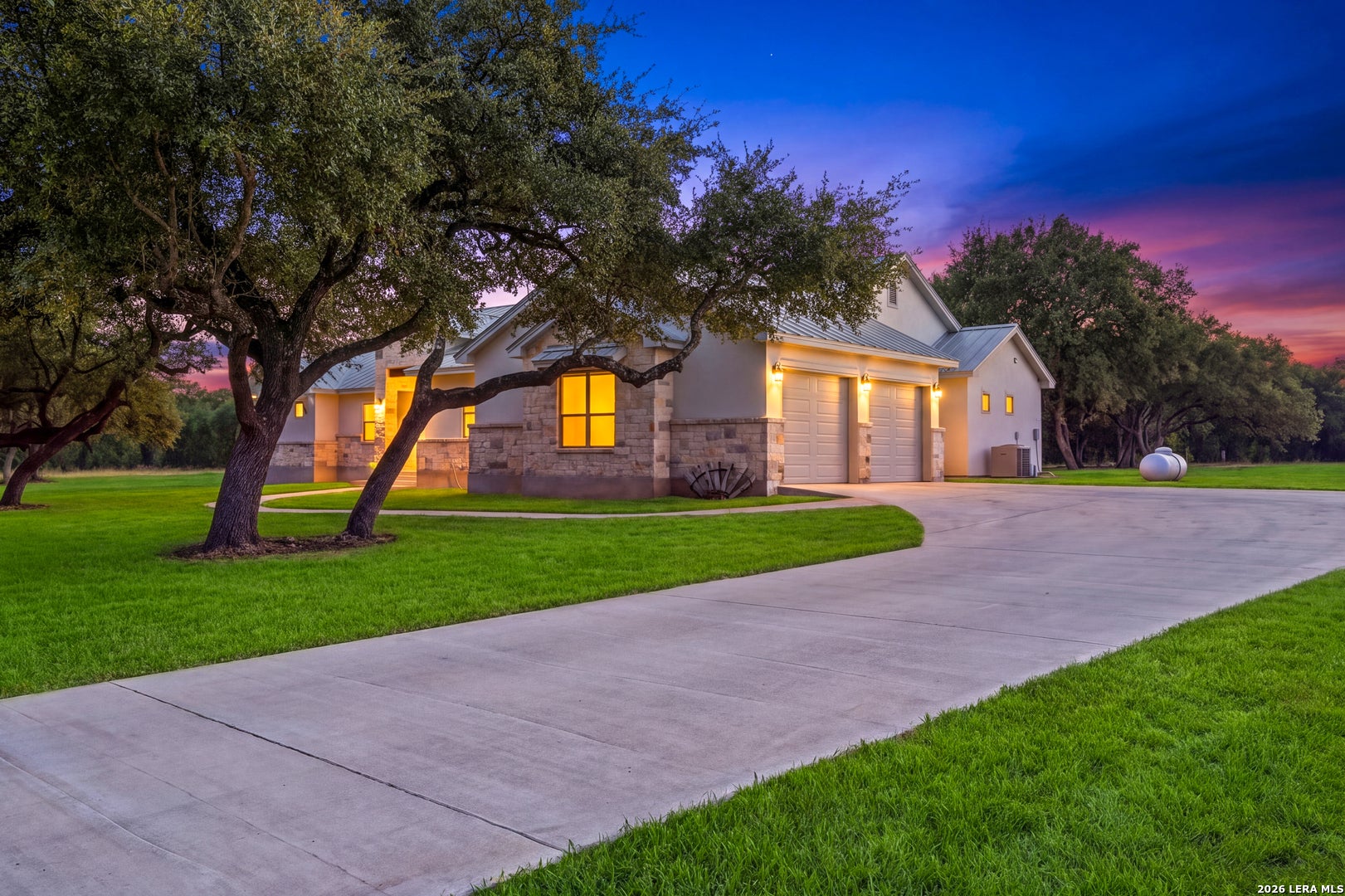 31131 WINDMILL LN
