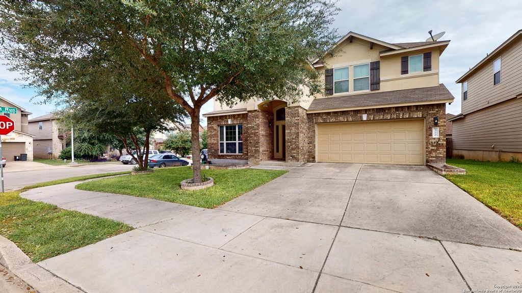 Photo of 300 SADDLE SPUR, Cibolo, TX 78108 (MLS # 1885938)
