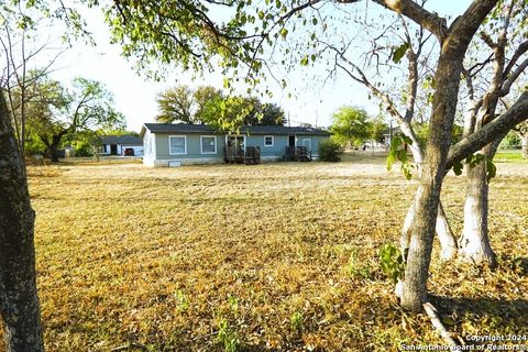 A home in Devine