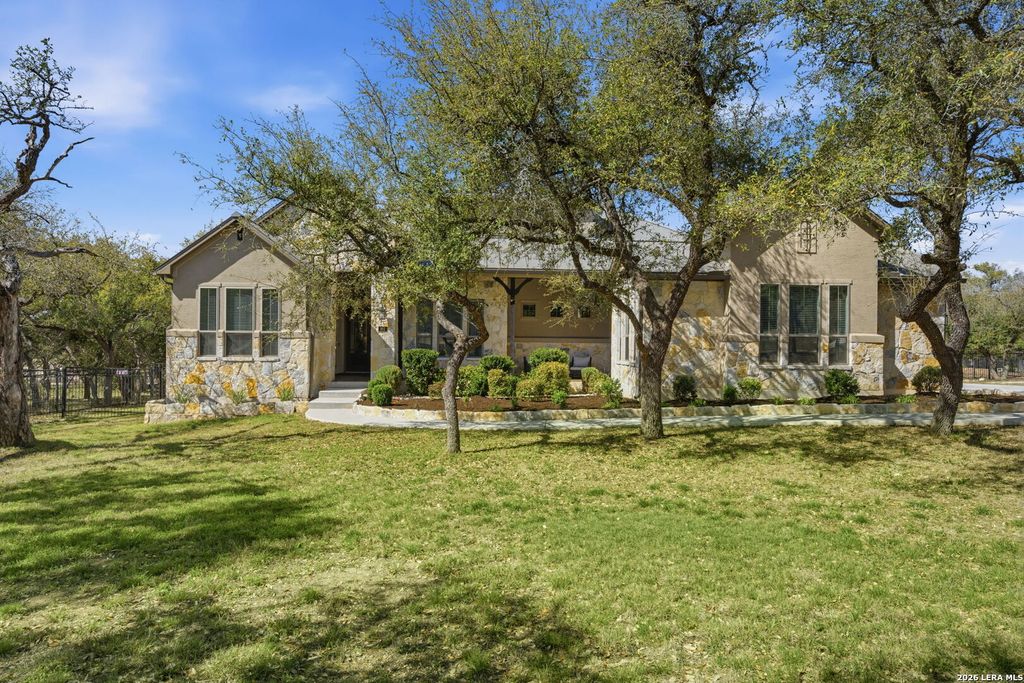 Photo of 982 Belle Oaks, Bulverde, TX 78163 (MLS # 1950947)