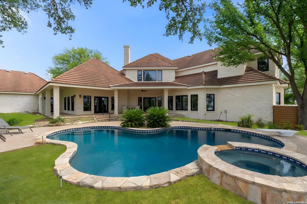 Photo of 608 N CREEK RD, Comfort, TX 78013 (MLS # 1959120)