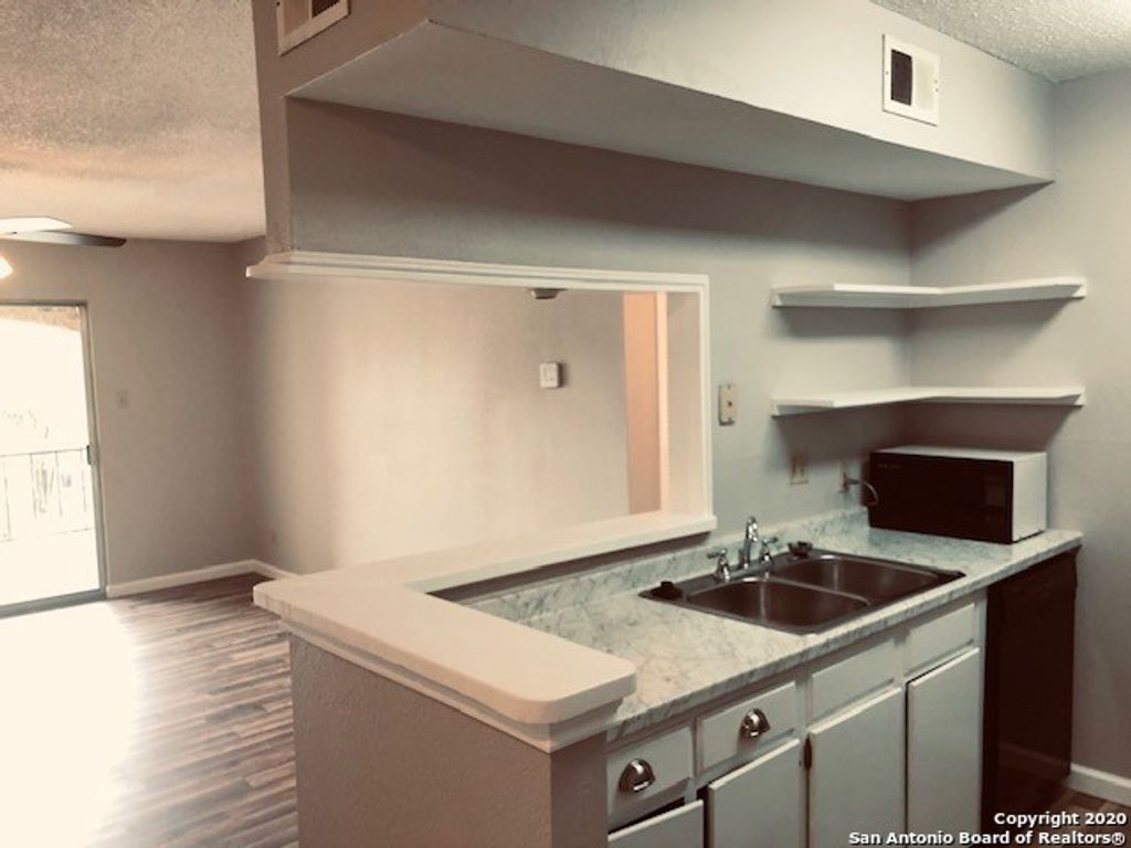 Photo of 1819 BABCOCK RD 411 #411, San Antonio, TX 78229 (MLS # 1883700)