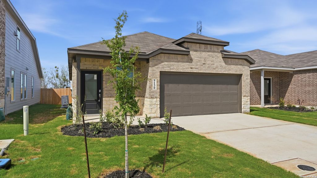 Photo of 9130 Colonel Trl, Seguin, TX 78155 (MLS # 1951490)