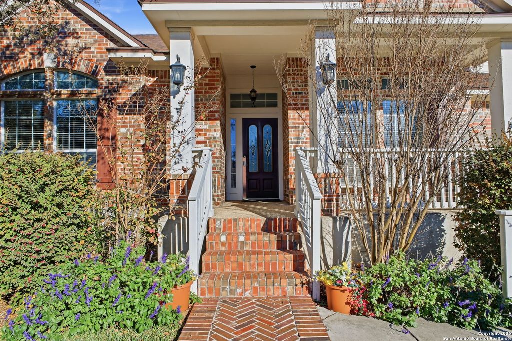 Photo of 527 Mesa Rdg, San Antonio, TX 78258 (MLS # 1925424)