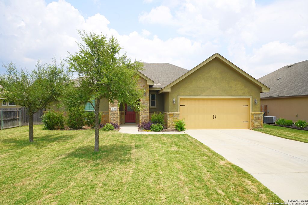 Photo of 15420 Dell, Selma, TX 78154 (MLS # 1938876)
