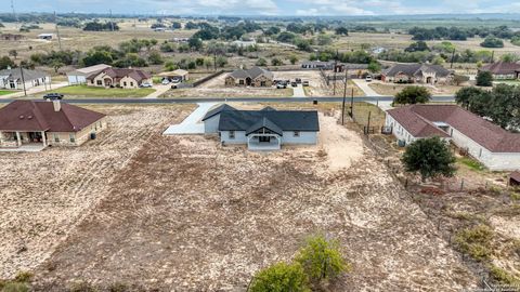 A home in Floresville