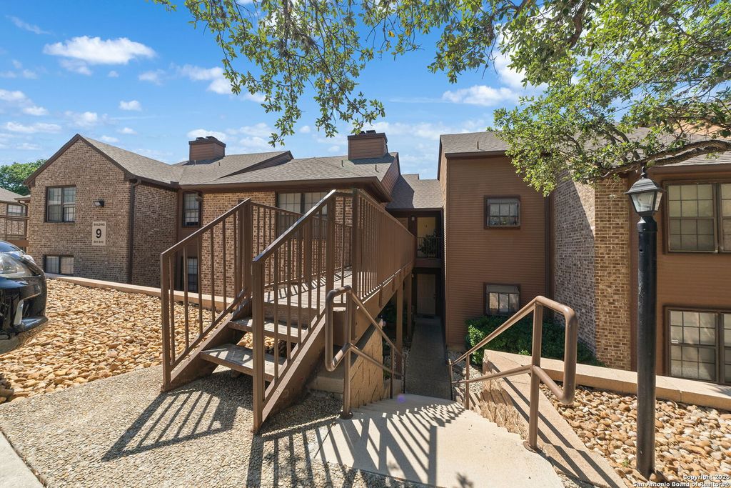 Photo of 10955 Wurzbach 905 #905, San Antonio, TX 78230 (MLS # 1944473)