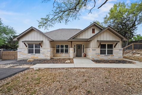 1885 Deer Run Canyon Lake TX 78133