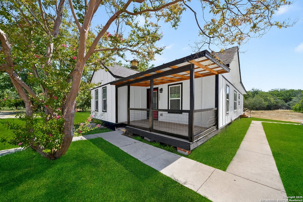 Photo of 1203 Avenue J, Hondo, TX 78861 (MLS # 1888379)