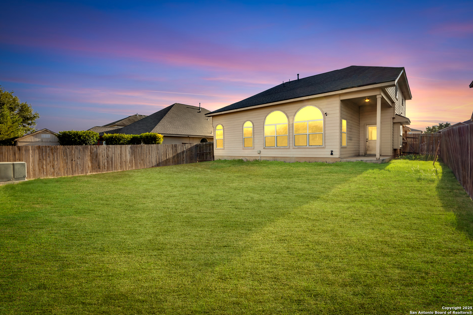 5822 Garnet Caverns