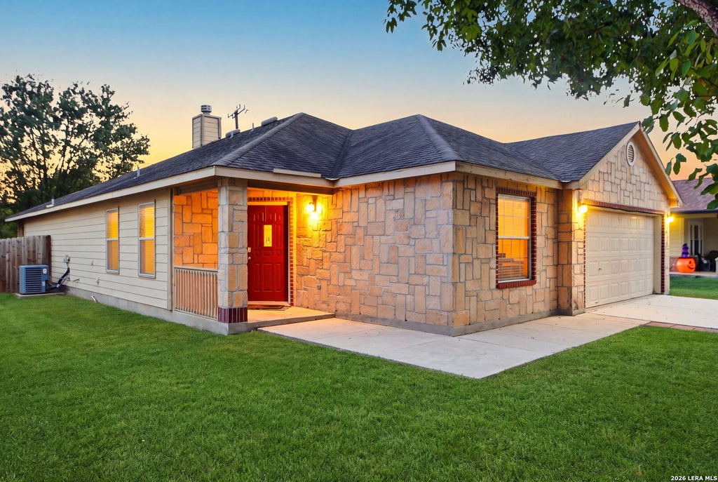 Photo of 7918 Ruidoso Chase, Selma, TX 78154 (MLS # 2024113)