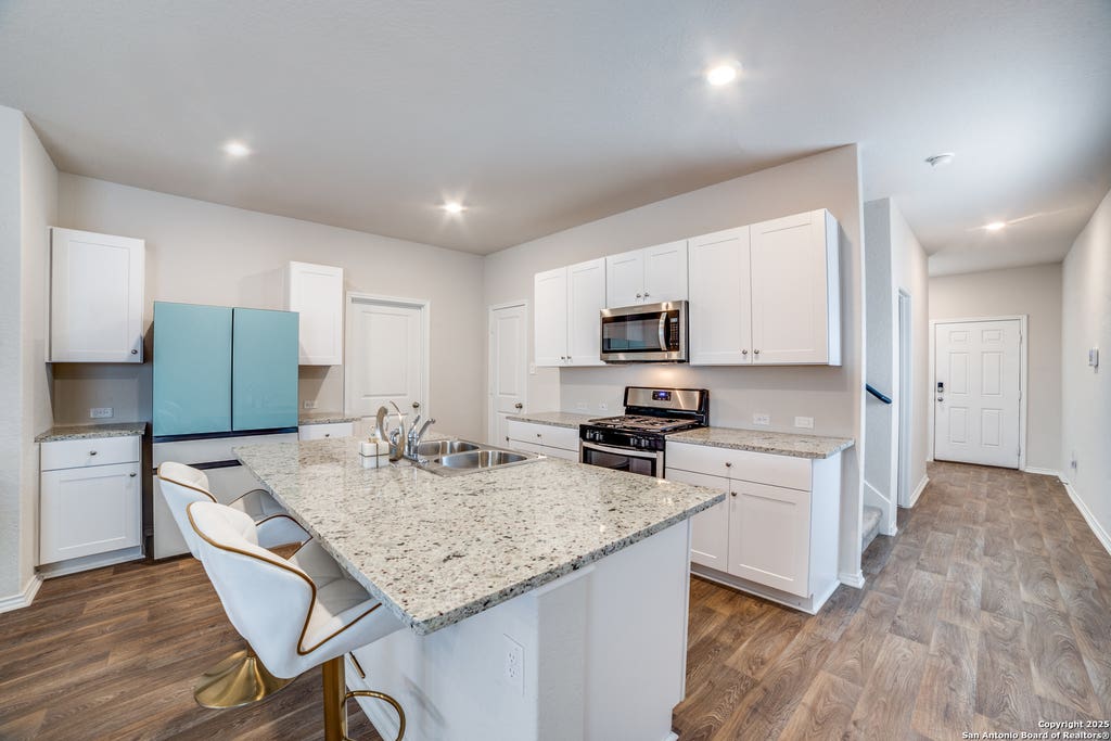 Photo of 4523 FELSITE AVE, San Antonio, TX 78253 (MLS # 1990006)