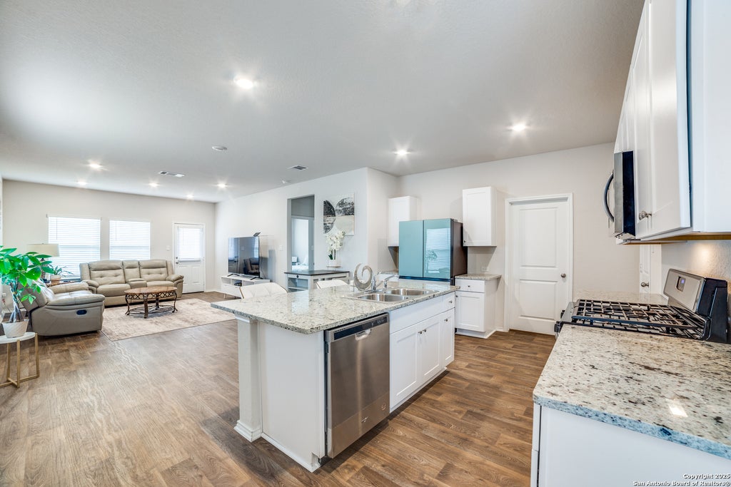 Photo of 4523 FELSITE AVE, San Antonio, TX 78253 (MLS # 1990006)