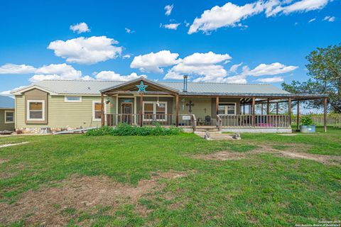 A home in Bandera