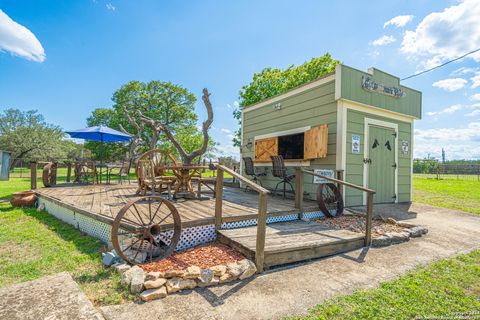 A home in Bandera