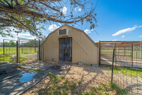 A home in Bandera