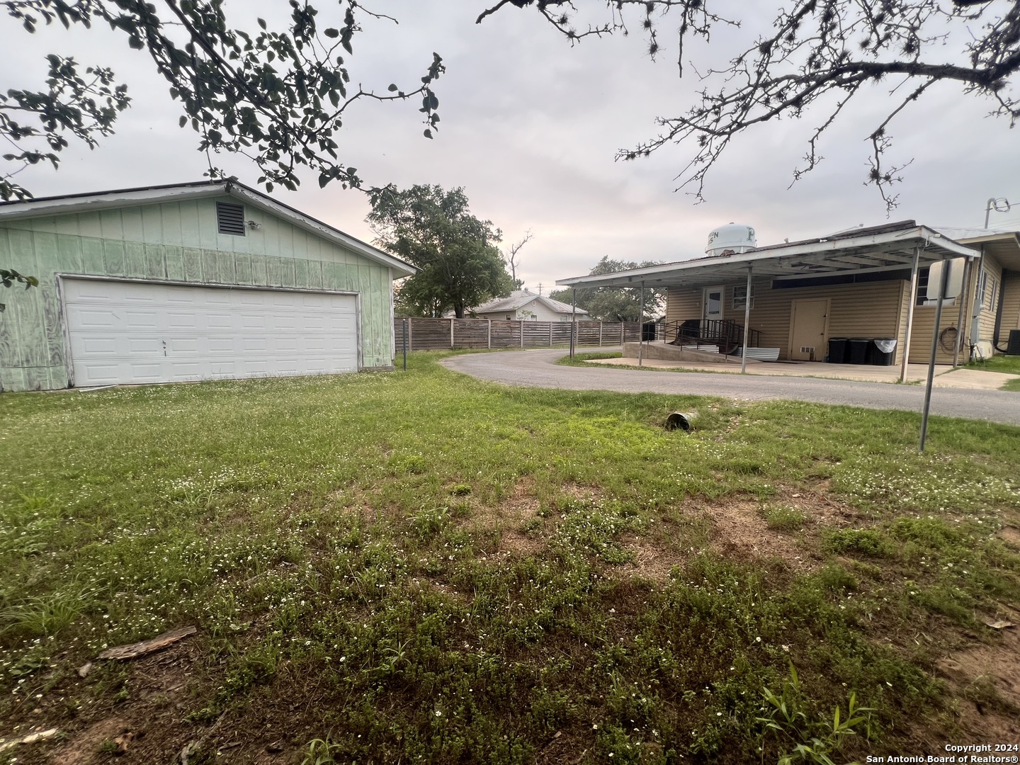 View Property 1507 GOODWIN ST, Pleasanton, TX 78064 Dowdy Real Estate