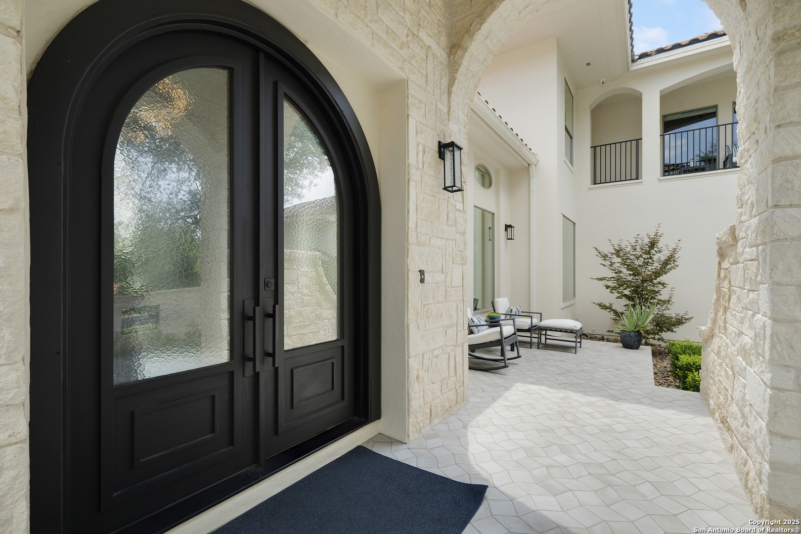 170 Riverwood