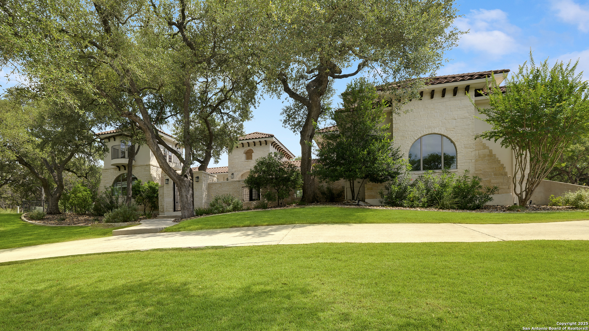 170 Riverwood