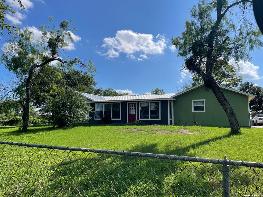 Photo of 2126 CHURCH RD, Seguin, TX 78155 (MLS # 1956585)