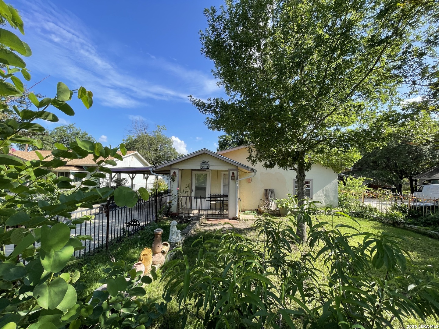 Photo 1 of 10 — 330 BRADLEY ST, San Antonio, TX 78211