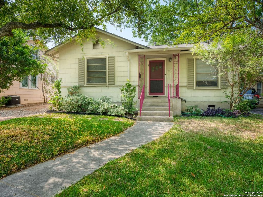 Photo of 130 Alta Avenue, San Antonio, TX 78209 (MLS # 1871304)