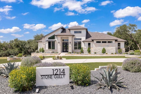 Property photo of 1214 Stone Gully, New Braunfels, TX 78132
