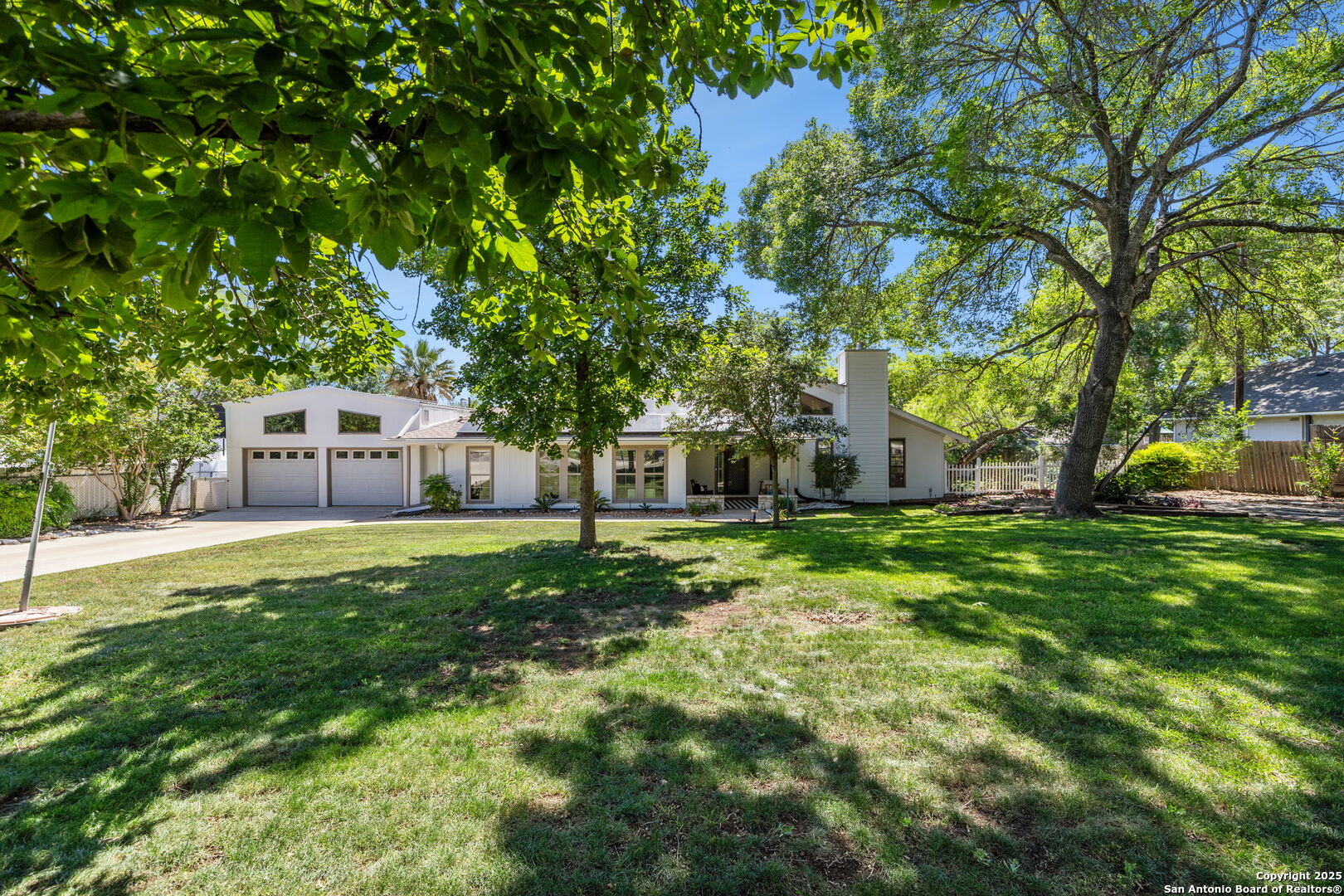 7214 N Vandiver