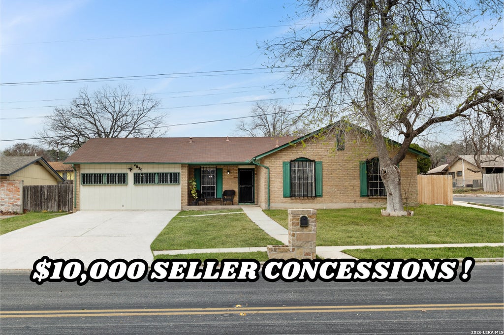 Photo of 2835 Hiawatha, San Antonio, TX 78210 (MLS # 1969708)