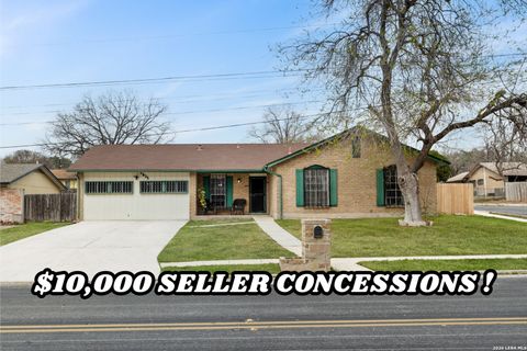 Photo of 2835 Hiawatha, San Antonio, TX 78210 (MLS # 1969708)