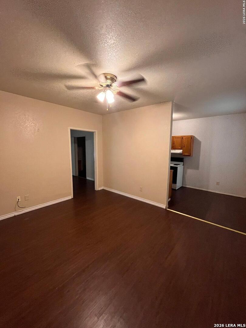Photo of 6911 N US HIGHWAY 281, Pleasanton, TX 78064 (MLS # 2001324)