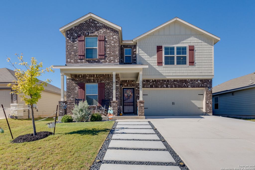Photo of 3237 Hyacinth, New Braunfels, TX 78130 (MLS # 1919525)