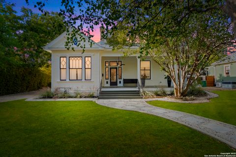 227 Claudia St San Antonio TX 78210