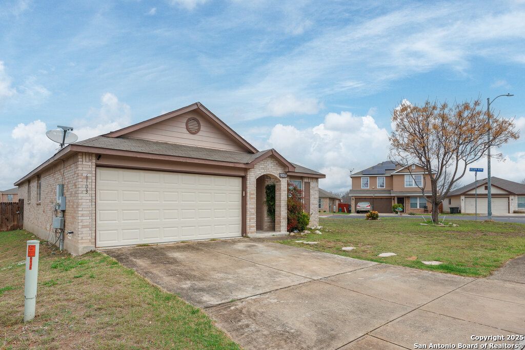 Photo of 6103 AMHERST BAY, San Antonio, TX 78249 (MLS # 1939788)