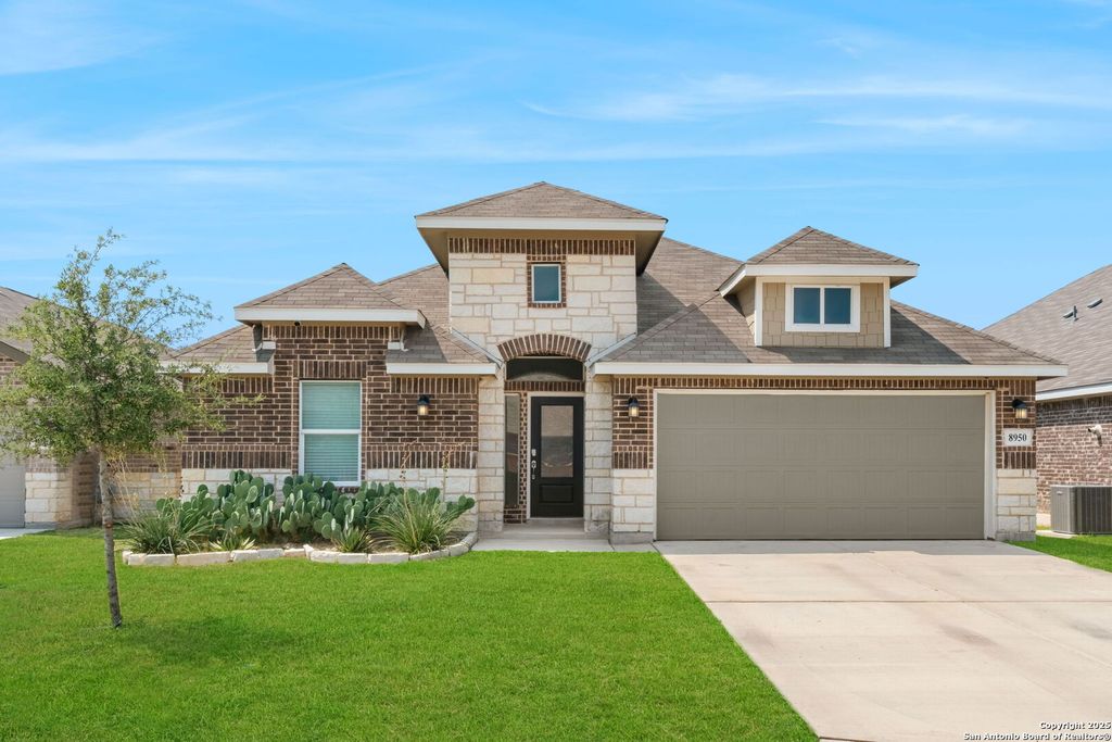 Photo of 8950 Rancher Place, Seguin, TX 78155 (MLS # 1910605)