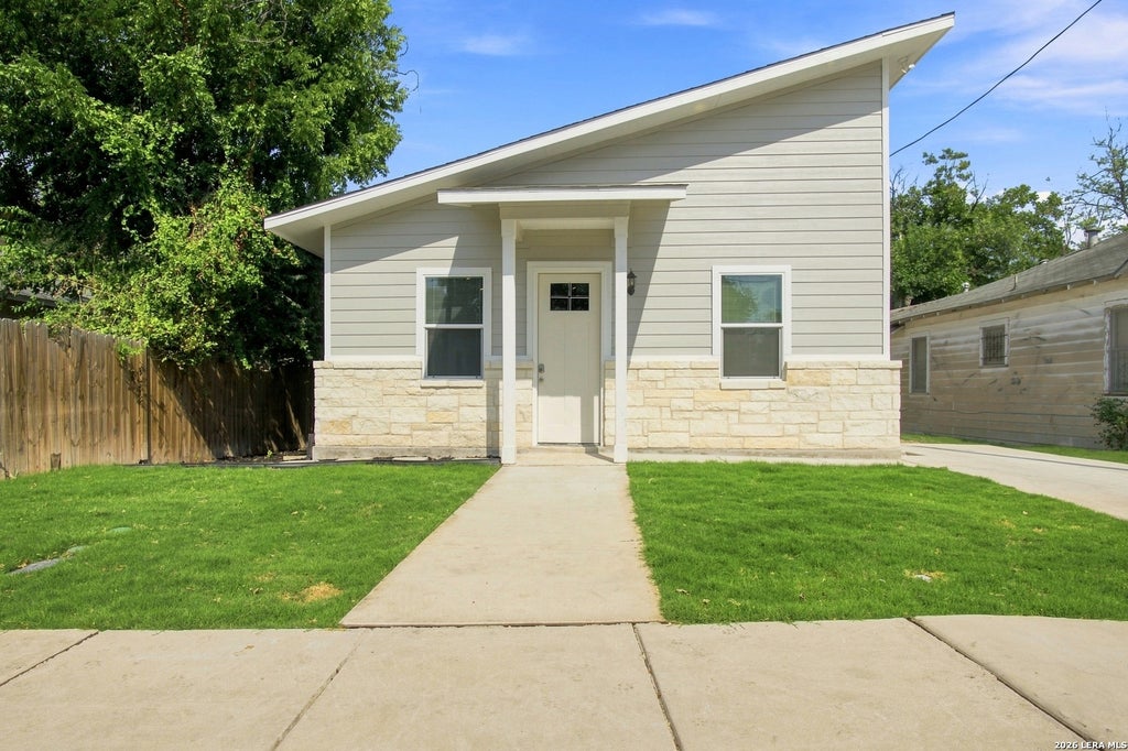 Photo of 210 Stace, San Antonio, TX 78204 (MLS # 2012723)