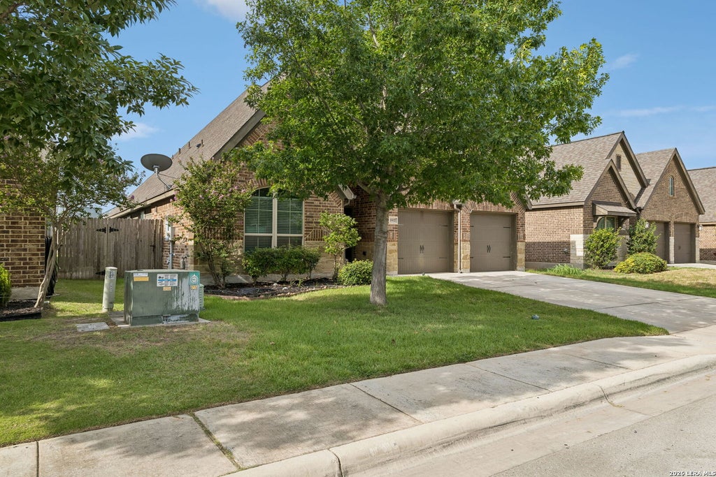 Photo of 1937 FIELD BRK, Seguin, TX 78155 (MLS # 2025298)