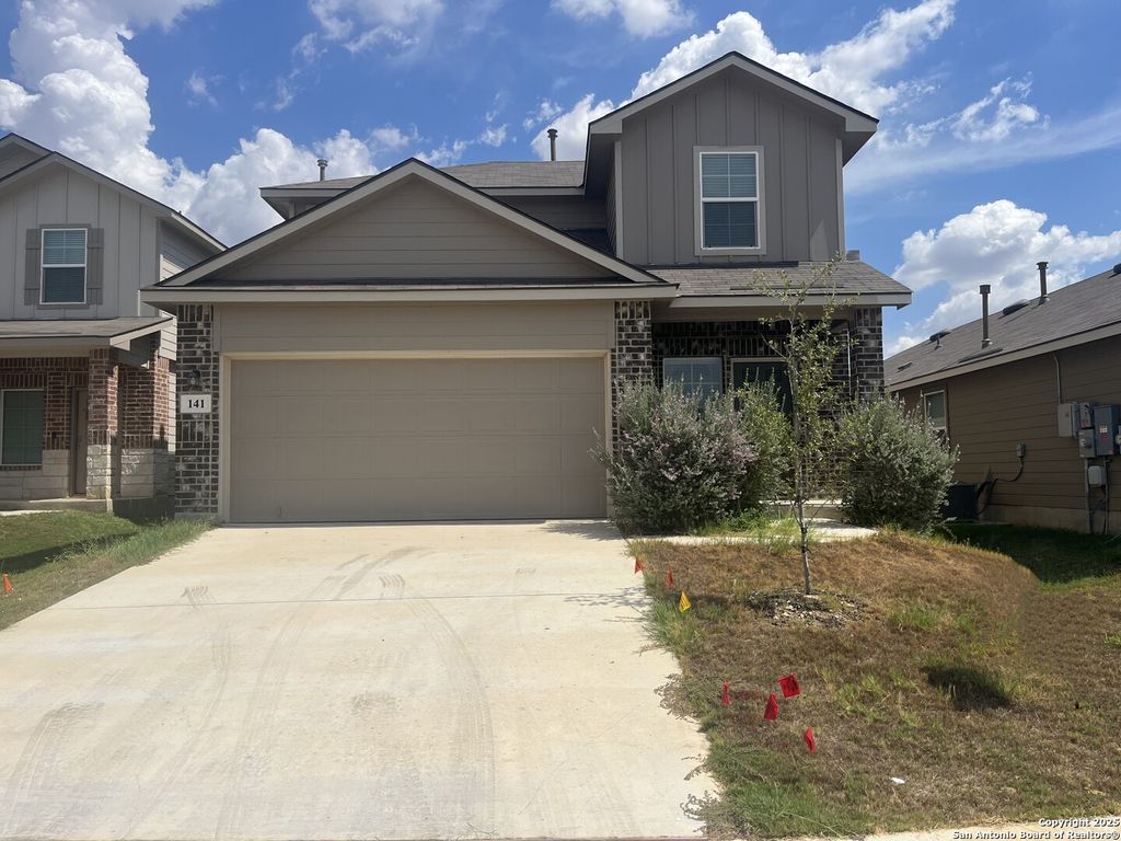 Photo of 141 Middle Green, Floresville, TX 78114 (MLS # 1922077)